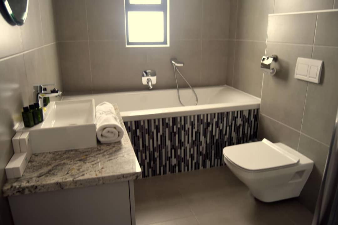 Blue Whale Hotels Walvis Bay Esterno foto